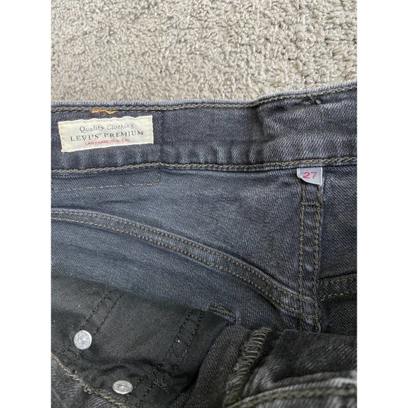 Levis premium denim faded black high rise rolled cuff shorts, size 27 (stretch) - Picture 8 of 9